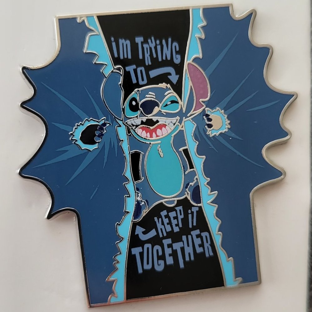 Disney parks pin LILO & STITCH " I'm trying to keep it together"